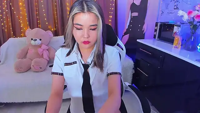 Dollyaa online show from January 2025 09:33:02 AM