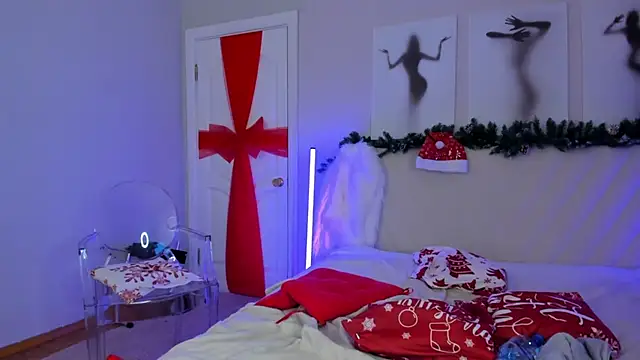 Snapshot of LikaKlint chatting on January 2025 09:32:02 AM LikaKlint online show from January 2025 09:32:02 AM