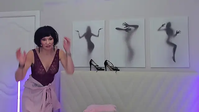 Snapshot of LikaKlint chatting on February 2025 02:39:01 AM LikaKlint online show from February 2025 02:39:01 AM