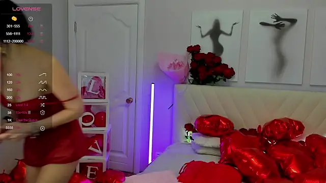 Snapshot of LikaKlint chatting on February 2025 02:47:02 AM LikaKlint online show from February 2025 02:47:02 AM