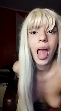 Snapshot of spacegirlll chatting on March 2025 04:32:01 AM spacegirlll online show from March 2025 04:32:01 AM