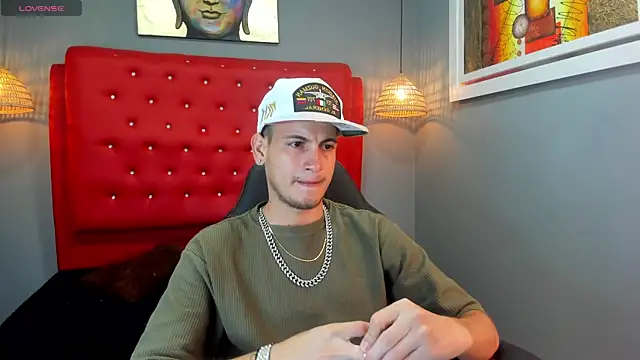 Snapshot of Cerokershelby chatting on February 2025 09:17:01 PM Cerokershelby online show from February 2025 09:17:01 PM