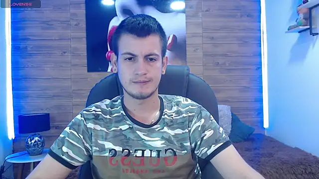 Snapshot of Cerokershelby chatting on March 2025 05:43:02 AM Cerokershelby online show from March 2025 05:43:02 AM