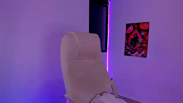 Snapshot of Cheelsea_ chatting on March 2025 04:30:02 AM Cheelsea  online show from March 2025 04:30:02 AM