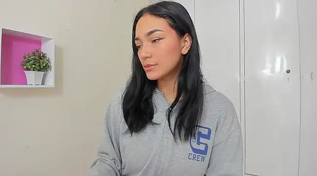 ASIAM BRUNET online show from February 2025 12:55:02 PM