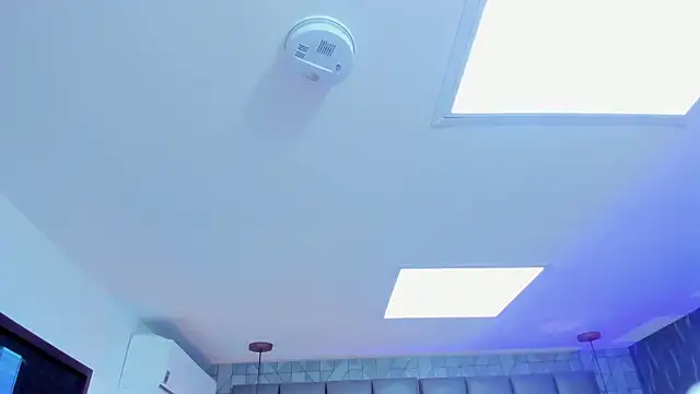 Snapshot of mile_uribe chatting on February 2025 03:29:01 AM mile uribe online show from February 2025 03:29:01 AM