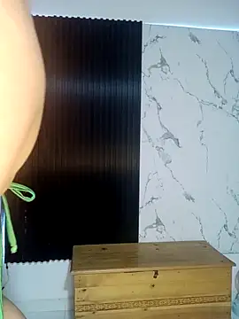 Snapshot of mile_uribe chatting on October 2025 03:16:02 AM mile uribe online show from October 2025 03:16:02 AM