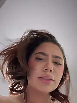 Aryrosee online show from December 2024 11:21:01 PM