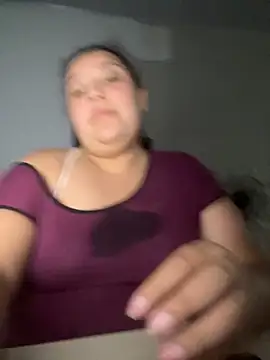 cutiepeach online show from October 2025 08:39:02 PM