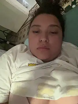 cutiepeach online show from October 2025 09:44:01 PM