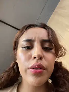 Katee Jones online show from September 2025 09:47:02 PM