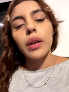 Katee Jones online show from September 2025 11:59:01 PM