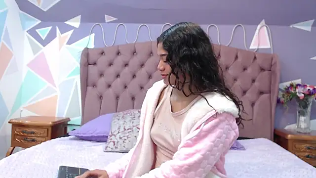 BritneyCollins online show from February 2025 11:32:01 AM