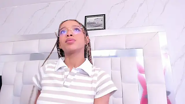 BritneyCollins online show from September 2025 02:05:02 PM