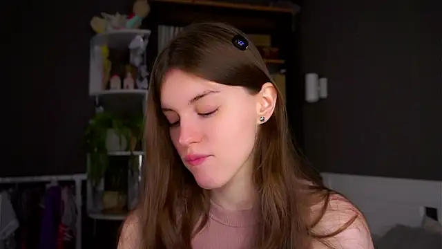 Snapshot of DarylBarks chatting on December 2025 01:10:01 AM DarylBarks online show from December 2025 01:10:01 AM