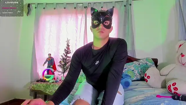 Chris Maddox online show from December 2024 08:53:01 PM