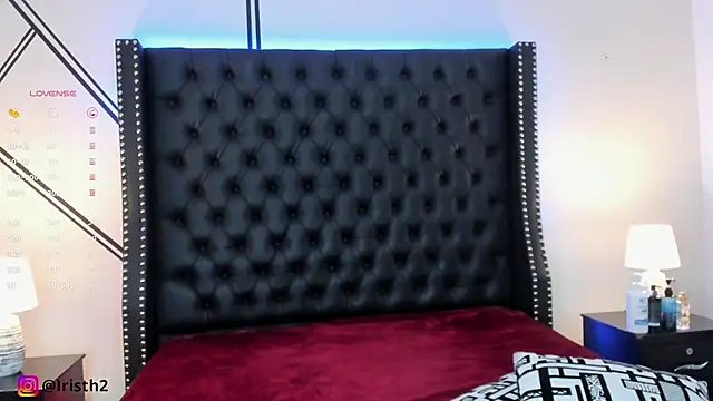 Snapshot of Iris_Thompson_ chatting on February 2025 09:09:01 PM Iris Thompson online show from February 2025 09:09:01 PM