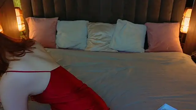 Sasha Exclusive online show from November 2025 09:32:02 AM