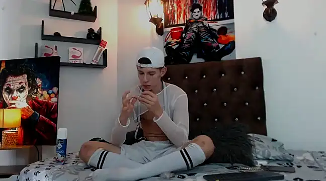 flowers18 online show from January 2025 08:26:02 PM