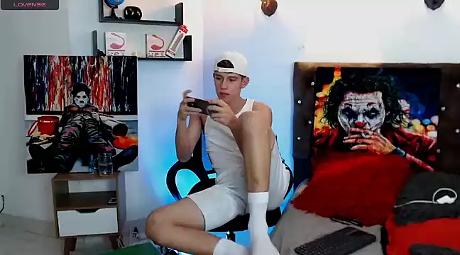 flowers18 online show from February 2025 01:27:01 AM