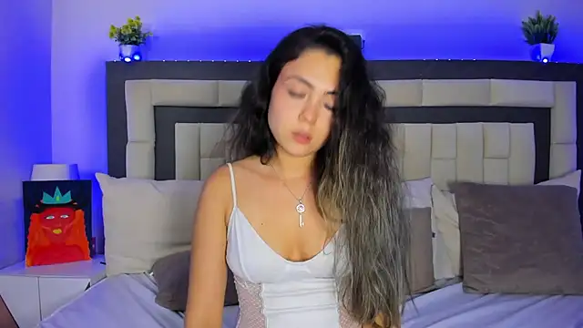 Snapshot of azumi_cutiepie_ chatting on January 2025 07:29:02 PM azumi cutiepie online show from January 2025 07:29:02 PM