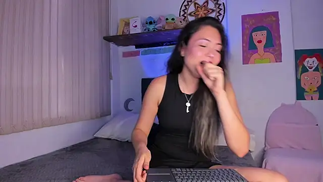 Snapshot of azumi_cutiepie_ chatting on February 2025 05:15:01 PM azumi cutiepie online show from February 2025 05:15:01 PM