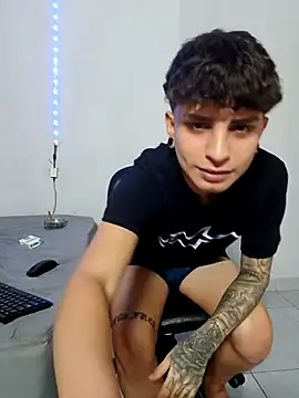 mikecoper 23 online show from October 2025 03:20:01 AM