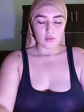 Celeste camila18 online show from May 2026 06:04:01 PM