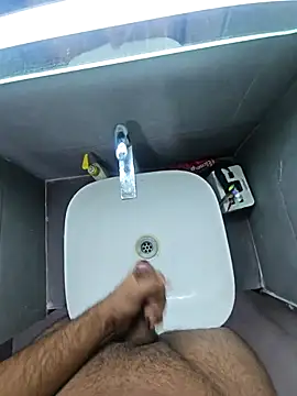 rahulGJ03 online show from January 2026 09:16:02 PM