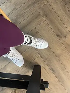 FeetVibe online show from November 2025 08:02:02 AM