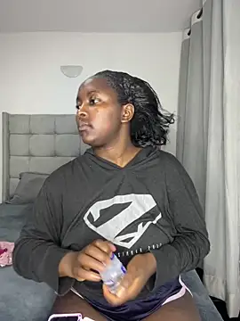 prettiepearl online show from September 2025 07:57:01 PM