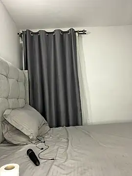 prettiepearl online show from January 2026 09:05:02 PM