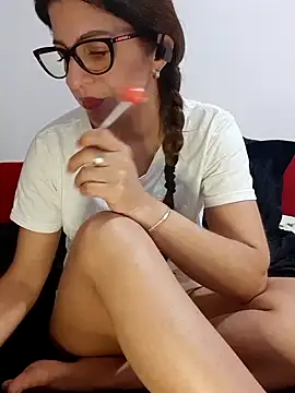 Snapshot of Sofia_loren69 chatting on September 2025 10:10:02 PM Sofia loren69 online show from September 2025 10:10:02 PM