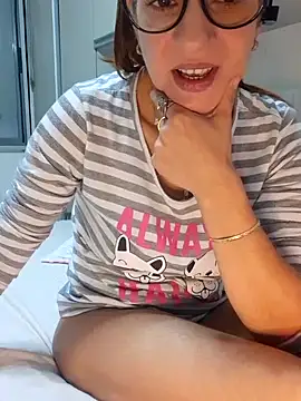 Snapshot of Sofia_loren69 chatting on September 2025 07:19:02 PM Sofia loren69 online show from September 2025 07:19:02 PM