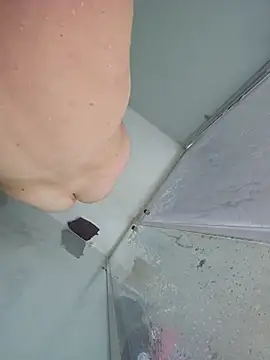 Azerty0911 online show from November 2025 10:34:02 PM