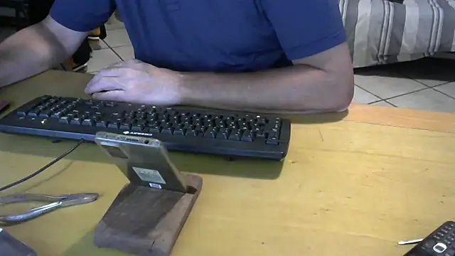 Snapshot of alkro63 chatting on October 2025 06:17:01 PM alkro63 online show from October 2025 06:17:01 PM