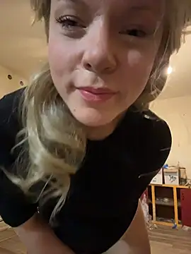 EllaSnow online show from March 2026 07:58:02 AM