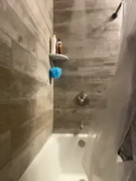 EllaSnow online show from April 2026 05:18:02 AM