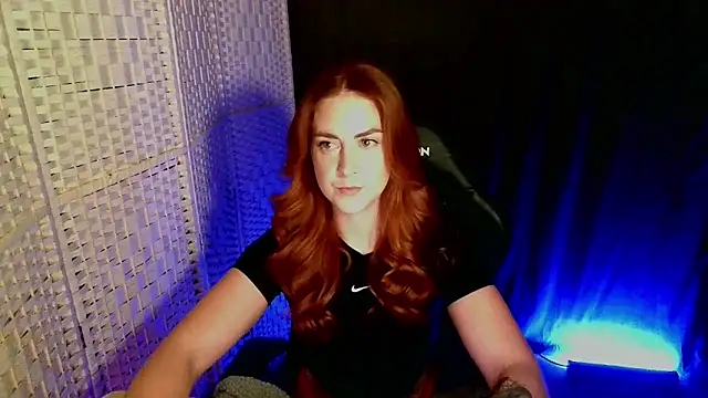 KayleyxEmily online show from April 2026 08:02:01 PM