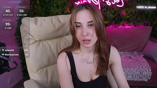 Snapshot of JennyyLuv chatting on March 2025 04:35:02 PM JennyyLuv online show from March 2025 04:35:02 PM