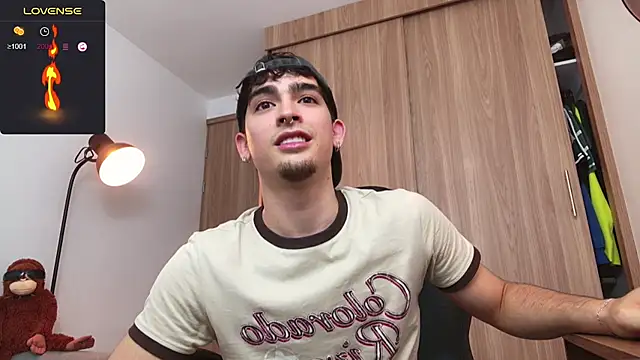 Snapshot of zenn_rush1 chatting on January 2025 07:40:01 PM zenn rush1 online show from January 2025 07:40:01 PM