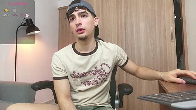 Snapshot of zenn_rush1 chatting on February 2025 01:51:02 PM zenn rush1 online show from February 2025 01:51:02 PM