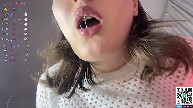 Snapshot of Maria_Bowie chatting on January 2025 03:29:01 PM Maria Bowie online show from January 2025 03:29:01 PM