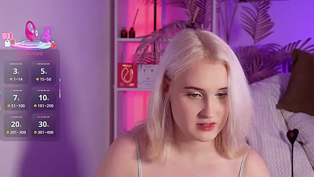 Snapshot of tiffannyjons chatting on November 2025 05:48:01 PM tiffannyjons online show from November 2025 05:48:01 PM