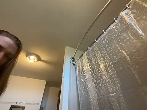 Snapshot of MissSwitch chatting on December 2024 07:29:01 PM MissSwitch online show from December 2024 07:29:01 PM