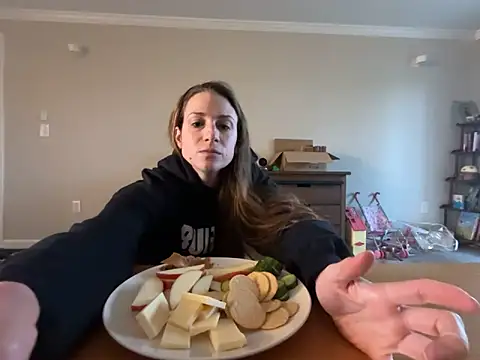 Snapshot of MissSwitch chatting on March 2025 09:21:01 PM MissSwitch online show from March 2025 09:21:01 PM