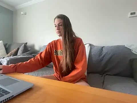 Snapshot of MissSwitch chatting on October 2025 01:21:02 PM MissSwitch online show from October 2025 01:21:02 PM