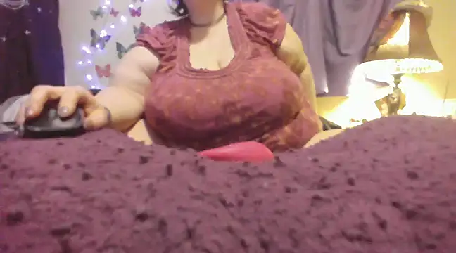 Snapshot of Alli_Kat chatting on January 2025 07:32:01 AM Alli Kat online show from January 2025 07:32:01 AM