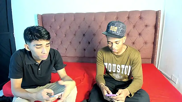 Snapshot of boys_yourparty chatting on October 2025 01:10:01 PM boys yourparty online show from October 2025 01:10:01 PM