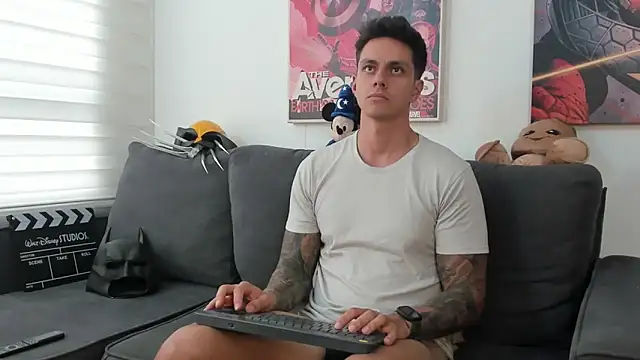 JeanBroc online show from December 2025 07:54:02 PM